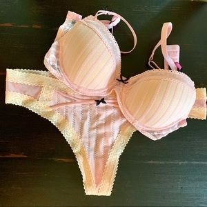 Betsey Johnson Bra & Panty Set